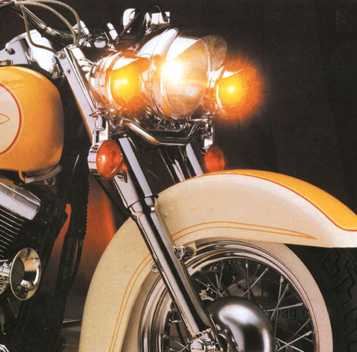 Kit faretto completo di Bates; atto per modelli FL 4 marce 1968-1984; acciaio, cromato; peso lordo: 4.2 kg