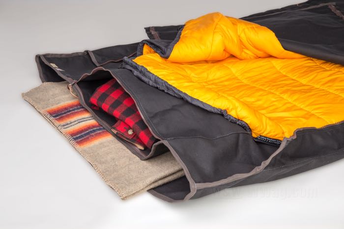rotoli di sonno di Duluth Pack; olona, nero, Ingombro: lunghezza: 50cm / diametro: 24cm ; lunghezza x larghezza: 210 x 101 cm; peso netto: 3.5 kg; U.S.A.; peso lordo: 5.12 kg