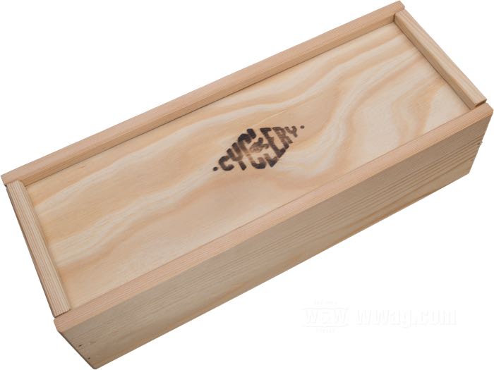 Set di cacciaviti di The Cyclery; acciaio cromo-vanadium / legno duro, brunito; 6 pezzi; con cofanetto di legno e panno ricamato; U.S.A.; peso lordo: 1.12 kg