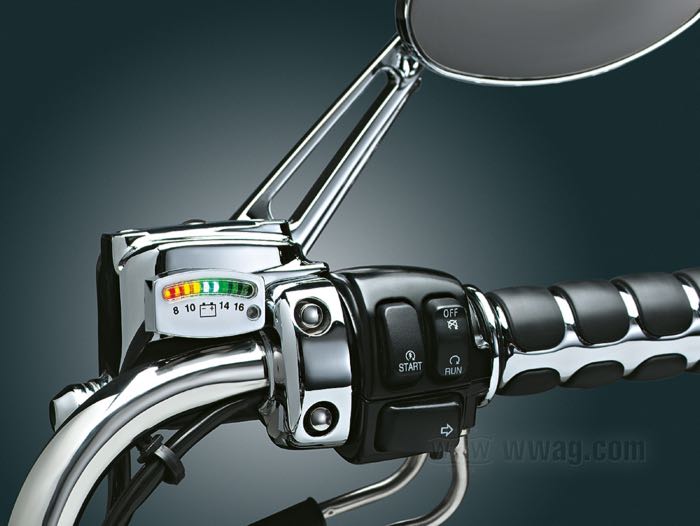 Voltímetro de Kuryakyn; LED; cromado; L x A x F: 51 x 5 x 19 mm; peso bruto: 100 g