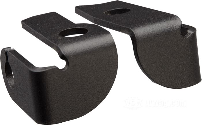 Soporte; para Intermitentes; apropiado para Sportster 2004-2020; montaje a los soportes de los intermitentes de serie; acero, negro, acabado rugoso / recubierto en epoxy; posición: delantero; Francia; peso bruto: 87 g