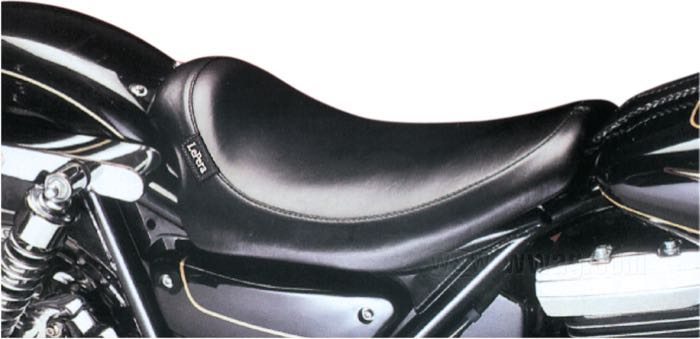 Solo seat »Silhouette Solo« by Le Pera; fits FXR 1982-1994; synthetic leather, black; length x width: 490 x 300 mm; USA; gross weight: 2.84 kg