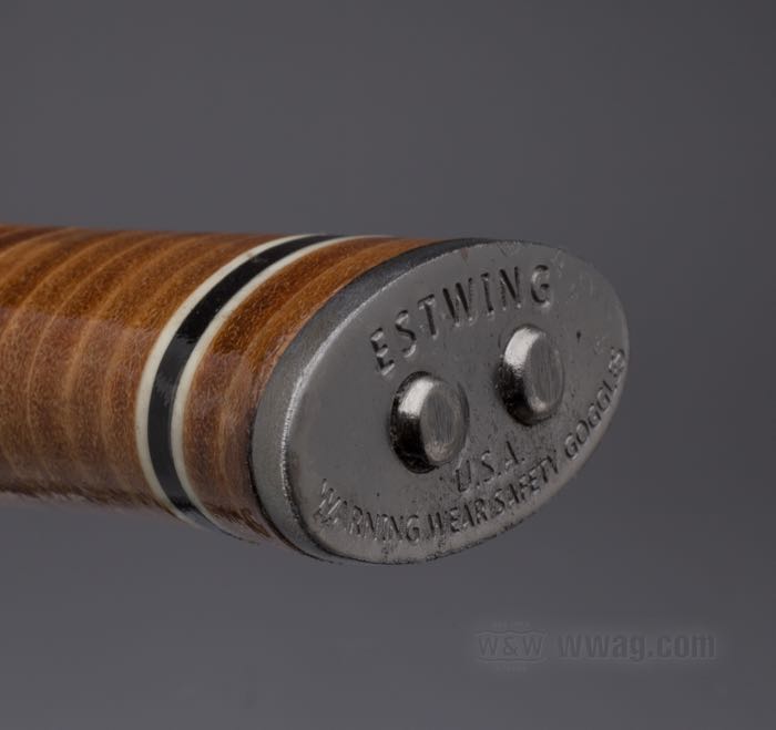 Hache de Estwing; acier inox, traitement en cuir; longueur: 356 mm; poids net: 750 g; USA; poids brut: 870 g