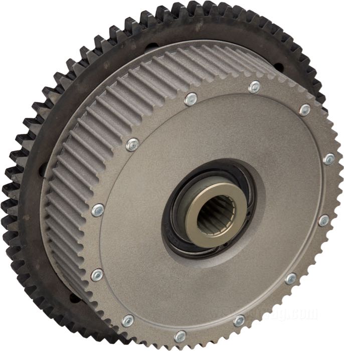 Transmission courroie dentée de BDL; adaptable à Softail 1990-2006, Dyna 1992-2005; acier / aluminium / polyuréthane / fibre de carbone, 138 tooth belt; largeur: 1-5/8”; kickstart & démarreur électrique; type d'arbre: dentée; pas des dents: 8 mm; nombre de dents: 45 x 68; poids brut: 7.54 kg