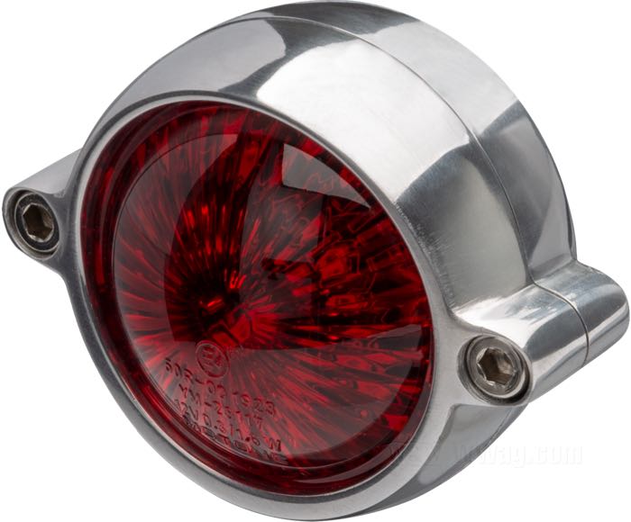 Rücklicht »Eldorado« von Motone; Aluminiumguss, poliert; Tiefe: 35 mm; Ø 62 mm; Glühlampen-Typ: LED; Gewinde: #10-32; 12 V; mit LED Leuchtmittel; mit Bremslicht; mit Alu-Gehäuse; mit Kennzeichenbeleuchtung; Montagefläche: plan; mit vier Muttern; E4 geprüft; Bruttogewicht: 159 g