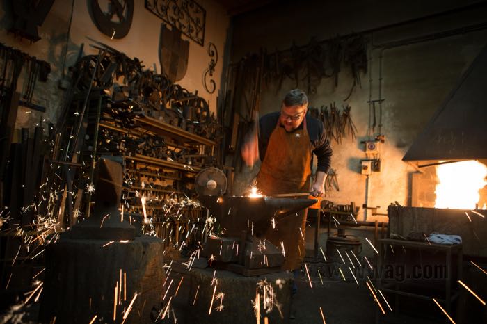 Schraubendreher von The Cyclery; für Lenkerendschraube; passend für Modelle 1922-1930 und 1937-1948, nur 61” OHV Modelle 1936; Stahl / Holz, blank, 5/8” Spitze; Länge: 250 mm; Deutschland; Bruttogewicht: 335 g