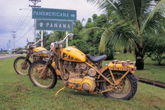 Portapacchi »Army Style« di PanAm; atto per modelli W 750cc 1937-1952, Big Twins 1930-1957  con telaio rigido; acciaio, vernice antiruggine; rimpiazza OEM HD 2818-41M; peso lordo: 4.71 kg
