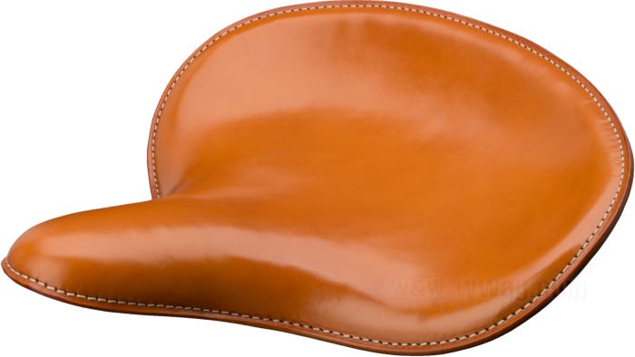 Selle mono »1934-1939 Style« de The Cyclery; vachette, marron; longueur x largeur: 410 x 430 mm; distance des ressorts ou goujons de montage: 274 mm; filet des boulons de montage: 5/16”-24; remplace OEM HD 52004-25; Europe; poids brut: 2.01 kg