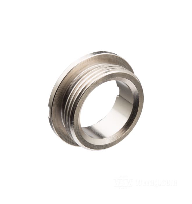 Ghiera filettata di Competition Distributing; per Pompa olio; atto per modelli IOE 1915-1927; acciaio; rimpiazza OEM HD 693-15; U.S.A.; peso lordo: 18 g