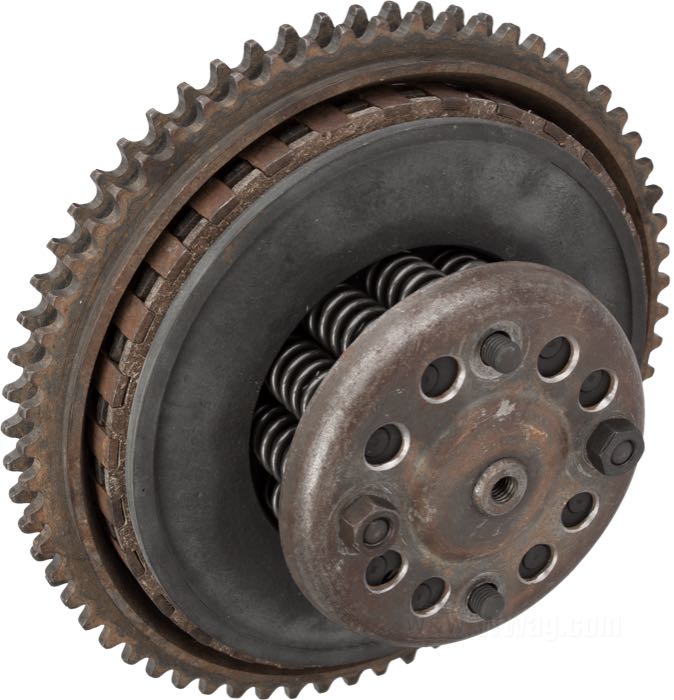 Ressort de The Cyclery; pour Embrayage; adaptable à modèles V 1930-1936, 45”/750 cc 1934-1940; acier à ressort, parkerisé, fil Ø = 2.5 mm; longueur: 41.3 mm; Ø 16.8 mm; remplace OEM HD 2511-30 et 38076-30; Allemagne; CONSEIL: Les Big Twins nécessitent 9 ressorts, les modèles 45”/750 cc en ont 12.; poids brut: 16 g