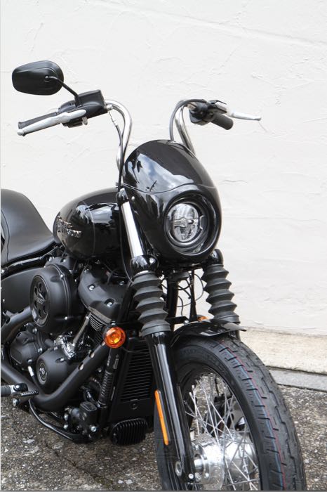 Cupolino »Bikini« di Easyriders; per Faro; atto per FXBB Street Bob 2018→; fibra di vetro / vetro acrilico; peso lordo: 1.48 kg