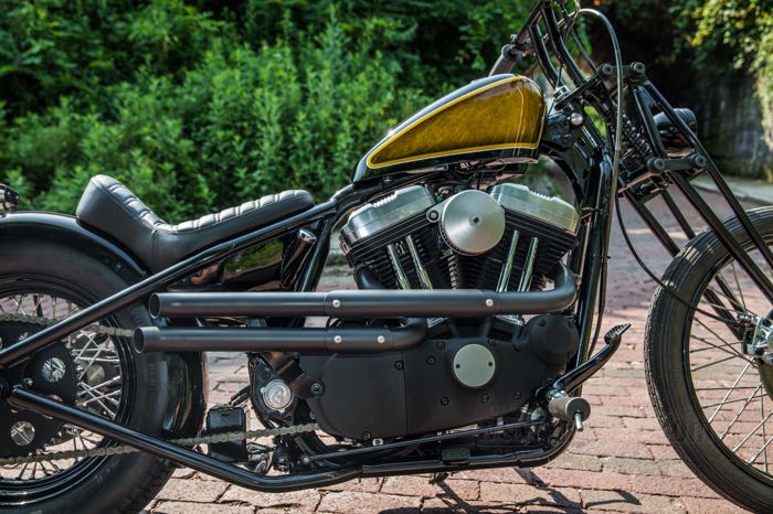 Exhaust system »Shotgun« by Lowbrow Customs; fits Sportster 2004-2020; steel, black; High Exit; header Ø: 1-3/4”; with mounting hardware; gross weight: 5 kg
