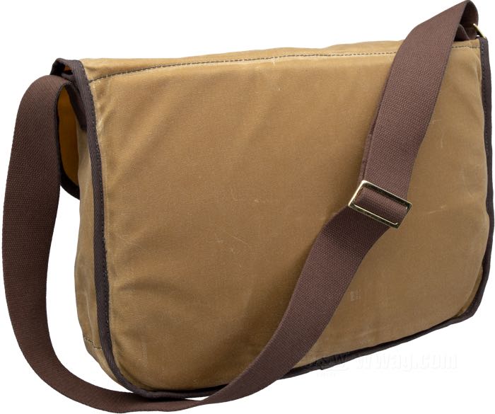 Sacoche à bandoulière de Duluth Pack; toile / vachette, kaki, ciré; L x H x P: 44 x 36 x 11 cm; USA; poids brut: 1 kg