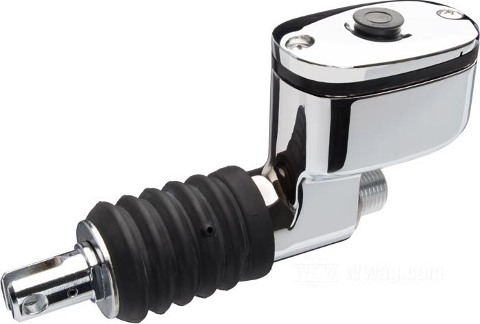 Pompa freno di Daytona; atto per Softail 1999-2005, Touring 1999-2004; alluminio fuso, cromato; Ø pistone idraulico: 5/8” (15.8 mm); liquido di freno obbligatorio: DOT 4 o 5; rimpiazza OEM HD 41755-99; peso lordo: 445 g