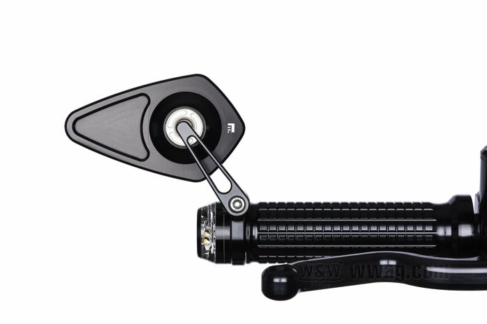 Rétroviseur »mo.view blade« de motogadget; aluminium / acier inox, anodisé noir; pour guidons du Ø: 22 mm / 1 ”; position: gauche ou droit; mesures miroir L x H: 100 x 60 mm; longueur branche: 61 mm; sans marque de conformité ; Allemagne; poids brut: 167 g
