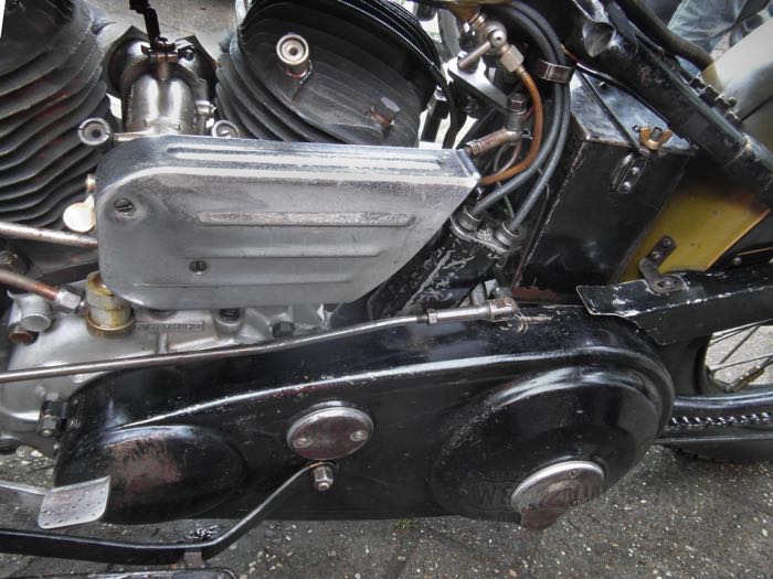 von The Cyclery; für Batteriegehäuse; Stahl, blank; Europa