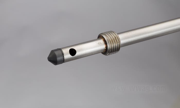Grifo; apropiado para Big Twin 1950-1965; acero / Viton, con punta de Viton; rosca: 3/4”-18 / 1/2”-24; reemplaza OEM HD 62033-41 y 62075-50; peso bruto: 192 g