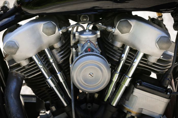 Rocker housings by Cannonball; fits Knucklehead 1938-1947; cast aluminum, cast finish; replaces OEM HD 90-36, 91-36, 91-41, 17300-36, and 17310-41; Germany; gross weight: 1.48 kg