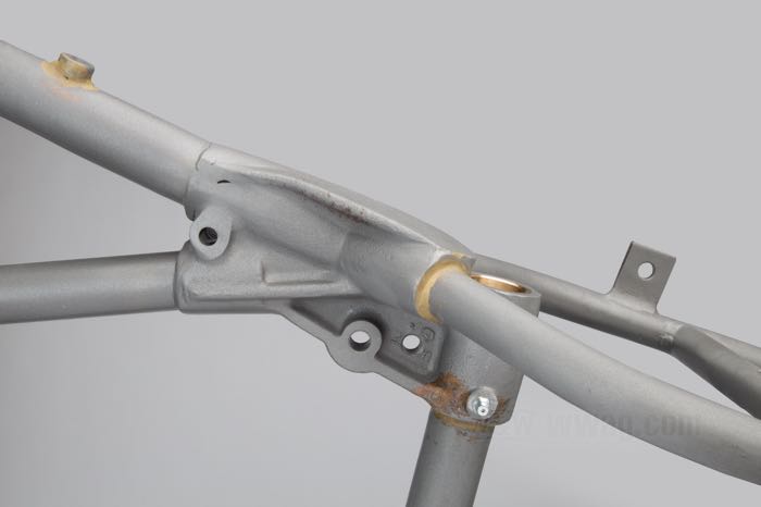 Telaio di Samwel Supplies; atto per modelli W e WR 45”/750 cc 1941-1952; acciaio / stampaggio acciaio; rimpiazza OEM HD 47006-48R; Europa; peso lordo: 25 kg