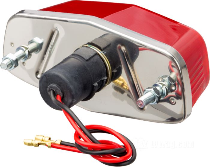 Rücklicht »Lucas Typ Mini Old Style«; Rücklichtglas mit zentraler Finne; Stahl / Acrylglas, poliert; B x H x T: 110 x 53 x 49 mm; Glühlampen-Typ: P21/5W; 12 V; Sockel: BAY15d; mit 12 V Glühlampe; mit Bremslicht; mit Kennzeichenbeleuchtung; ohne Kennzeichenhalter; Montagefläche: plan; Bruttogewicht: 166 g