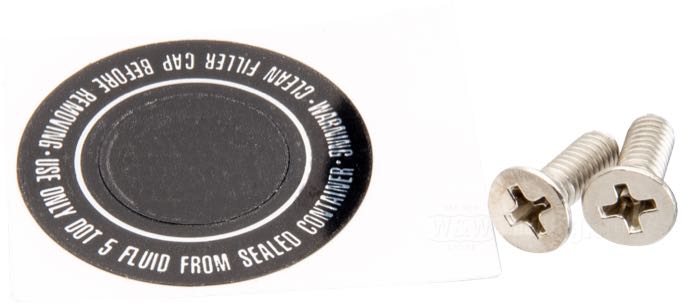 Abdeckung; für Handbremszylinder; passend für Dyna und Softail 1996-2005, Touring 1996-2004, Sportster 1996-2003; Aluminiumguss, verchromt; ersetzt OEM HD 45004-96 und 45078-96; Bruttogewicht: 50 g