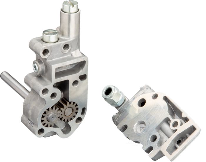 Oil pump; fits Evolution Big Twins 1992-1999; cast aluminum; replaces OEM HD 26053-92; gross weight: 1.04 kg