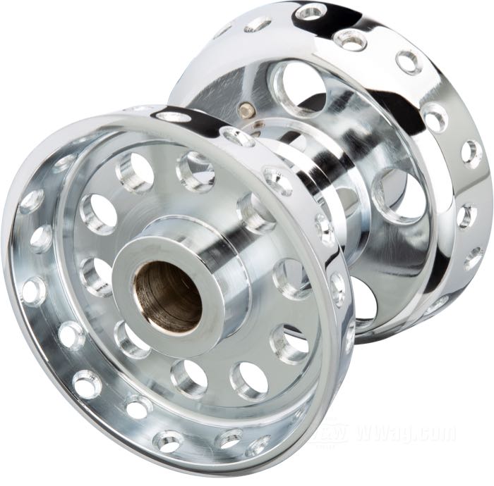 Wheel hub; fits FL(H) 1967-1972 front/rear, FX 1971-1972 rear; steel, chrome-plated; matching axle Ø: 17 mm; with all internal parts; replaces OEM HD 43540-67A; gross weight: 2.1 kg