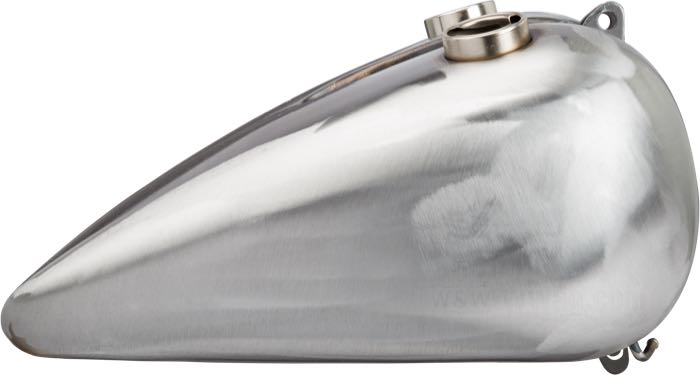 Réservoir d'essence »3.5 gal«; adaptable à cadres Big Twin à 4 vitesses →1984; acier; volume: 13 l; bouchon nécessaire: fermeture à baïonnette 1955-1982; robinet nécessaire: M22 x 1; remplace OEM HD 61230-69, 61425-83, 61217-69 et 61219-83; poids brut: 6.8 kg