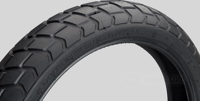 Tire »MT60RS« by Pirelli; rubber / steel; position: front; 120/70ZR17 58W; tubeless; permitted rims min-max: 3.50 - 3.75; ECE R75 approved, DOT approved; gross weight: 6 kg