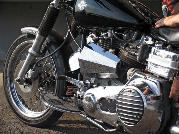 Tromboncino; atto per Shovelhead 1966-1984; acciaio, cromato; con supporti; peso lordo: 900 g