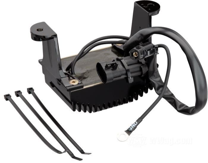 Regulateur/Redresseur de Cycle Electric; adaptable à Touring 2004-2005; aluminium, noir, anodisé; remplace OEM HD 74505-04; USA; poids brut: 1.3 kg