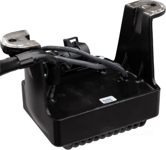 Regulateur/Redresseur »Standard«; adaptable à Touring 2002-2003; aluminium, noir; remplace OEM HD 74505-02; poids brut: 1.14 kg