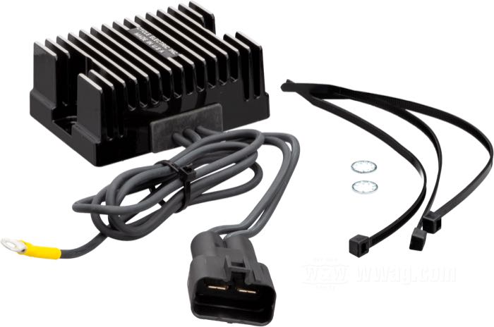 Regulatore/Raddrizzatore di Cycle Electric; atto per Softail 2000; Low Voltage; alluminio, nero, anodizzato; rimpiazza OEM HD 74512-00; U.S.A.; AVVERTENZA: regolatore CE per Softail 2000 solo come Low Voltage; peso lordo: 570 g