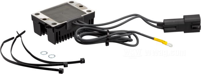 Regulatore/Raddrizzatore di Cycle Electric; atto per Softail 2000; Low Voltage; alluminio, nero, anodizzato; rimpiazza OEM HD 74512-00; U.S.A.; AVVERTENZA: regolatore CE per Softail 2000 solo come Low Voltage; peso lordo: 570 g
