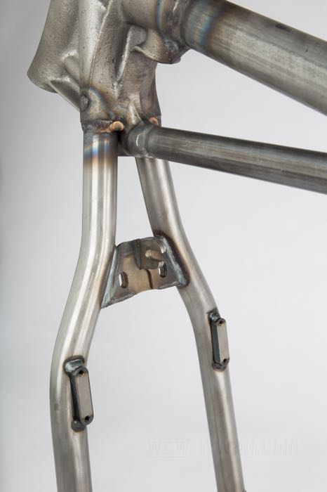 Telaio rigido »Wishbone« di VG Classic Frames & Parts; atto per Panhead 1952-1953; acciaio / ghisa sferoidale, naturale; rake: 30 °; rimpiazza OEM HD 47000-40A; Paesi Bassi; peso lordo: 37 kg