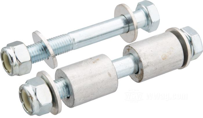 Kit di montaggio di Colony; per Serbatoio di benzina; atto per XLCH 1979-1981; acciaio, zincato / CAD (procedimento ZnNi); filettatura: 5/16”-24; rimpiazza OEM HD 61135-52A, 4723, 4725, 6702 e 7725; U.S.A.; peso lordo: 128 g