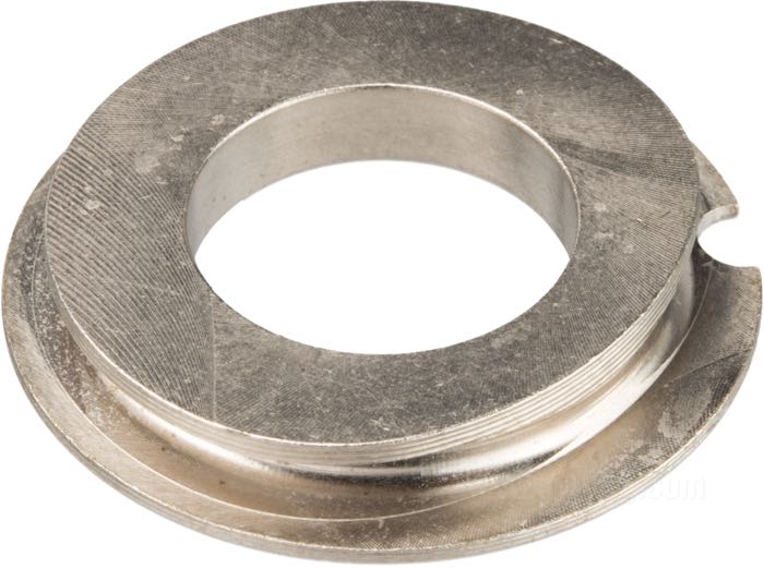 Washer by Competition Distributing; fits IOE models 1913-1916; steel, CAD (ZnNi process); ID x OD: 19 x 38 mm; replaces OEM HD 2082-16; gross weight: 22 g