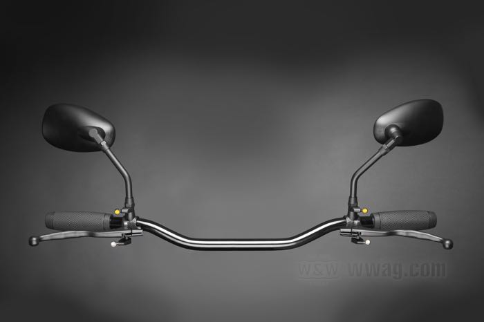 Adapter von Kellermann; für Spiegel; für Atto Blinker und Rücklichter; Billet-Aluminium, schwarz eloxiert; Gewinde: M5 x 0.5; Bruttogewicht: 120 g