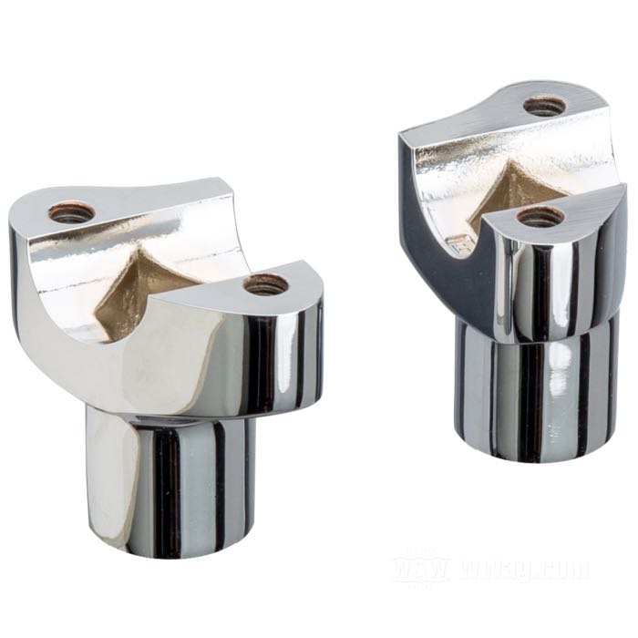 Riser; per viti 1/2” con testa esagonale; atto per FX e Sportster 1974-1983, FXR 1980→, Dyna 1997→; distanza riser 3-1/2” (= 89 mm); alluminio fuso, cromato; filettatura: 5/16”-18; misure conformi a disegno: H-altezza di montaggio=50 mm; lunghezza ℓ (stelo della vite fissaggio): 30 mm; rimpiazza OEM HD 56103-74B, 56106-74B, 56098-80, 56099-80, 56116-77A, 56116-82, 56117-77A e 56117-82; peso lordo: 360 g
