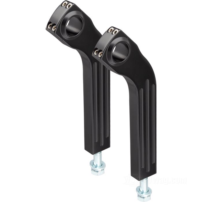 Risers »Pullback« de Ritz; cablage externe; alu billet, noir, finition époxy; filetage: M12; pour guidons du Ø: 1 ”; mésures selon croquis: P-déport à l'arrière = 45 mm; mésures selon croquis: H-hauteur de montage=200 mm, T-hauteur général=226 mm; avec vis M12; certifié; Allemagne; poids brut: 970 g