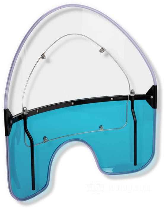Parabrezza di National Cycle; atto per tutti modelli con forcella I-Beam o Classic Springer 1930-1957; Lexan / acciaio, chiaro, con paraspigoli, lastre inferiori blu; misure in cm secondo disegno: 43.5 x 55 x 13 (A x B x C); con morsetti da fissare; con omologazione nazionale tedesco; U.S.A.; peso lordo: 3.07 kg