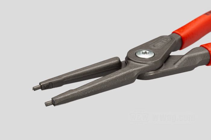 Pince pour anneaux de retenue de KNIPEX; perçages de 40 - 100 mm; parkerisé, droite; longueur: 225 mm; Allemagne; poids brut: 270 g