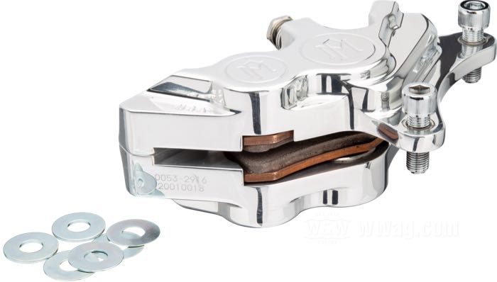 Pinza freno di Performance Machine; atto per Harley-Davidson models 1984-1999 / modelli con forcella idraulica 1984-1999 lato dx e FLSTS 1988-2007 lato sx; alluminio billet, lucidato, distanzia fori di fissaggio 87 mm (centro-centro); Punto installazione: anteriore; Punto installazione: destro; Ø pistone idraulico: 1-1/8” (28.58 mm) + 1-3/8” (34.93 mm); liquido di freno obbligatorio: DOT 4 o 5; per disco: 11.5 ”; certificato; U.S.A.; peso lordo: 1.14 kg