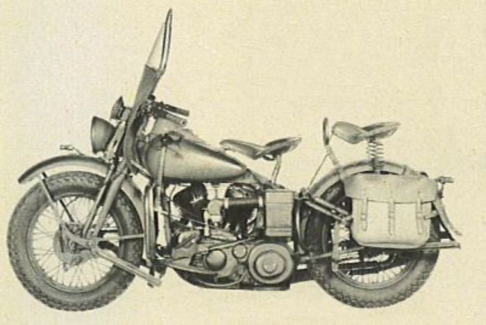 Solositz von The Cyclery; für Sozius; Stahl / Federstahl / Leder; ersetzt OEM HD 11235-43; Europa; Bruttogewicht: 15.8 kg