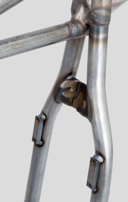 Telaio rigido »Wishbone« di VG Classic Frames & Parts; atto per Panhead 1949-1951; acciaio / ghisa sferoidale, naturale; rake: 30 °; rimpiazza OEM HD 47000-40A; Paesi Bassi; peso lordo: 37 kg