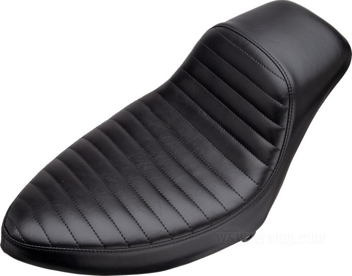 Monosella »Daytona Sport Solo Pleated« di Le Pera; atto per FL(H) 1965-1984, FX 1971-1986; similpelle, nero; lunghezza x larghezza: 430 x 260 mm; con Quick Install Kit; U.S.A.; peso lordo: 2.93 kg