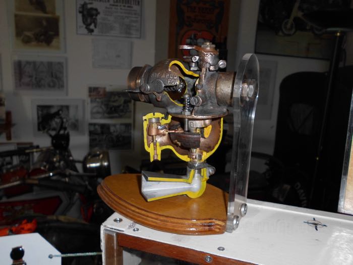 Float by The Cyclery; for Schebler H carburetors 1909-1921; polyurethane; height: 16 mm; for Schebler carburetors; inner Ø: 29.5 mm; outer Ø: 48 mm; replaces OEM HD 1193-09; Europe; gross weight: 11 g