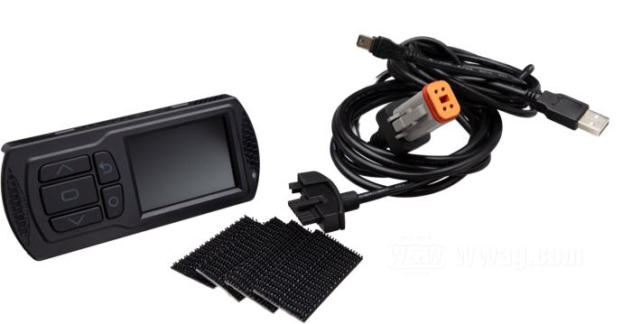 Kalibriermodul von Dynojet; passend für Softail 2001-2010, Touring 2002-2013, V-Rod 2002→, Dyna 2004-2011, Sportster 2007-2013; für Modelle mit SAE J1850-Bus und 4-poligem Deutsch-Stecker als Diagnoseanschluss; L x B x H: 120 x 55 x 15 mm; mit Diagnosekabel, USB-Kabel (A auf mini); HINWEIS: Funktioniert nicht mit den 2001-2004 noch verbauten ECUs mit Teilenummer 32772-01 und 32784-01.; Bruttogewicht: 404 g