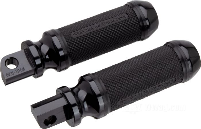 Footpegs »Elite« by Performance Machine; for 7/16“ female mounts with equal legs; fits Softail; billet aluminum / rubber, black anodized; USA; gross weight: 600 g