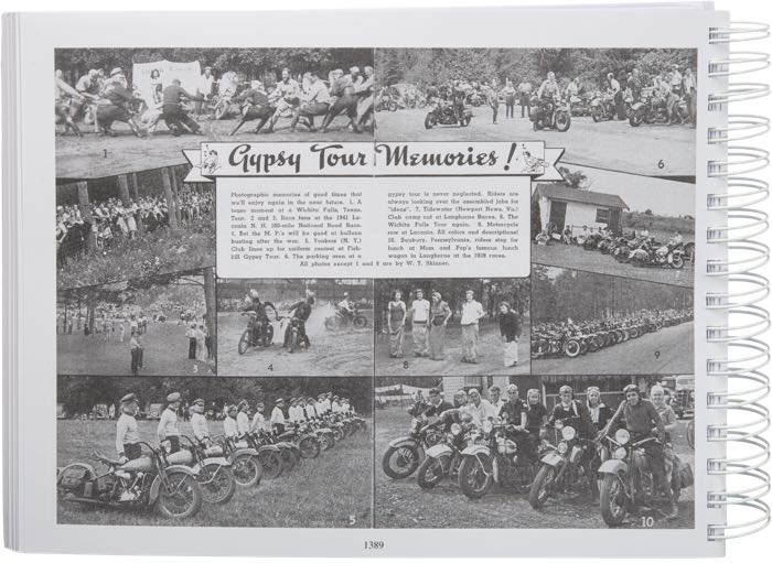 Libro »The Harley-Davidson Knucklehead Years Vol. 3 - January 1942-December 1944«; carta; larghezza x altezza: 28 x 21 cm; di Steve Slocombe; spiralatura; a colori + bianco e nero; 434 pagine; inglese; ISBN: 9781739135805; peso lordo: 1.26 kg